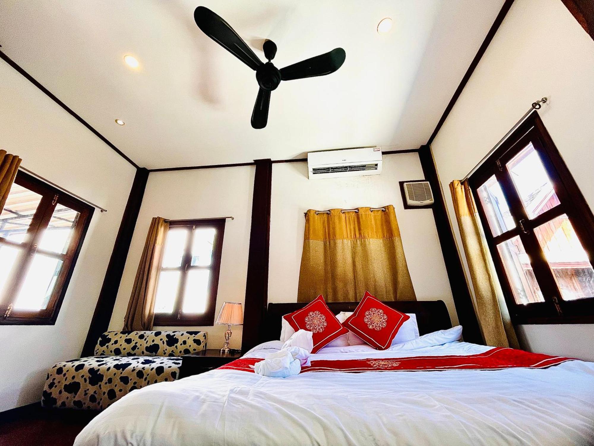 Vieng Savanh II Hotel Luang Prabang Exterior photo